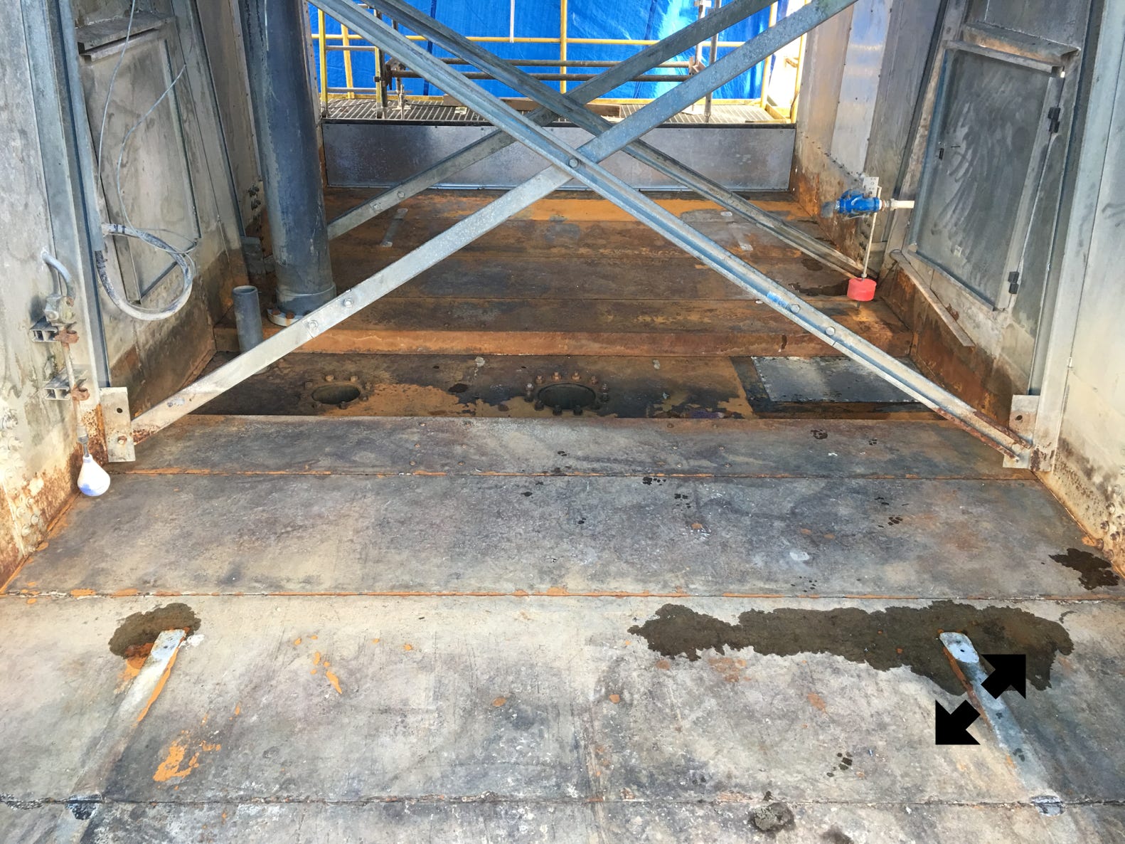 lining cooling tower floor with Fibreglass